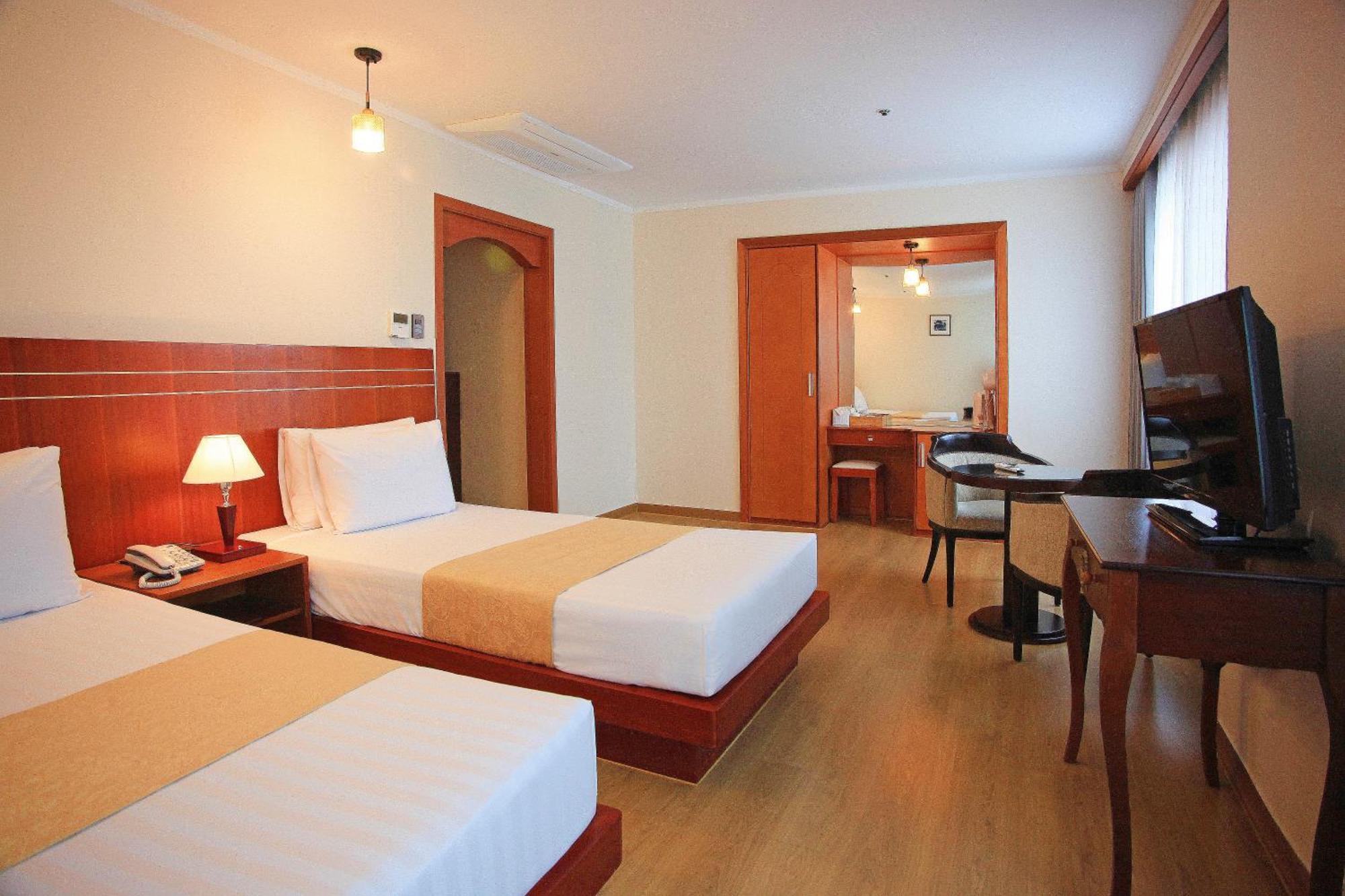 Hotel Ramada By Wyndham Suanbo Chungju Esterno foto