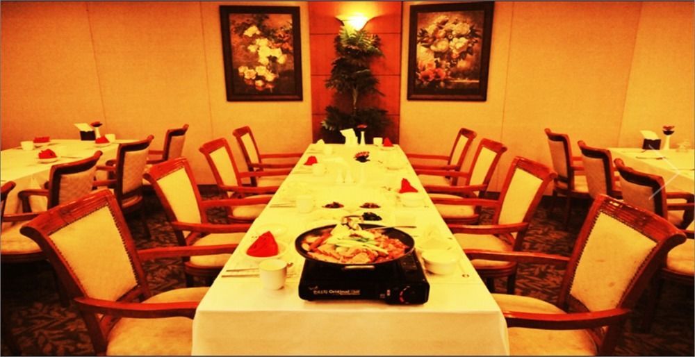 Hotel Ramada By Wyndham Suanbo Chungju Esterno foto